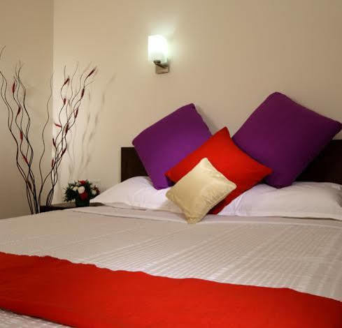 Hotel Green Dreams Kochi Exterior photo