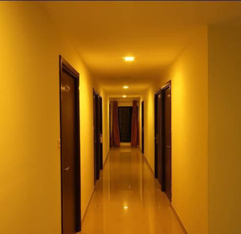 Hotel Green Dreams Kochi Exterior photo
